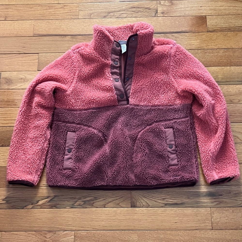 L.L. Bean - Women’s Coral Pink Sherpa Fleece Pullover - Large